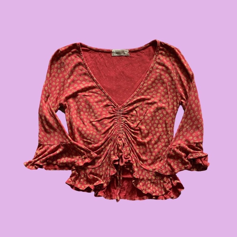 FEMME FLORAL RUFFLE BLOUSE - Picture 2 of 5